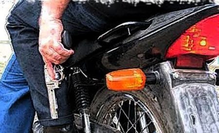Mulher é assaltada por dupla de moto no Jardim Santa Esmeralda, em Hortolândia