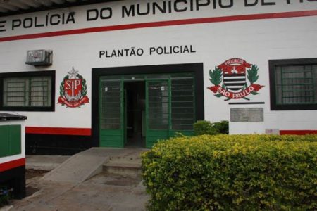 Mulher sofre ameaças de morte por ex namorado em Hortolândia