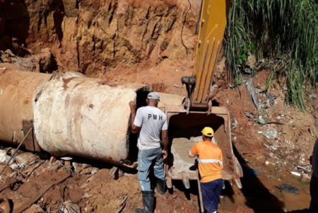 Prefeitura realiza obra em  ponto de alagamentos no Jd. São Camilo
