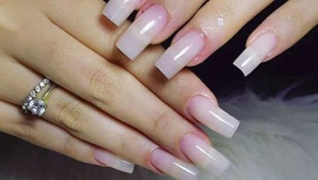 Já ouviu falar na unha de fibra de vidro?