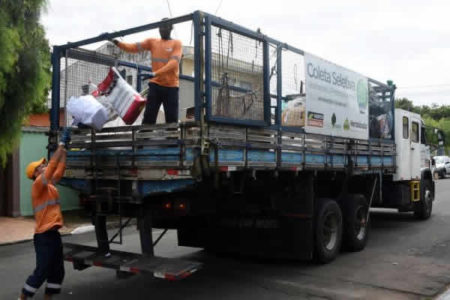 Coleta seletiva porta a porta para no feriado desta sexta (19/04)