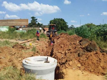 Obra do emissário de esgoto no Jd. Sumarezinho será concluída neste mês