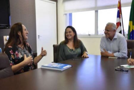 Professora Sandra Fagundes assume Secretaria de Educação