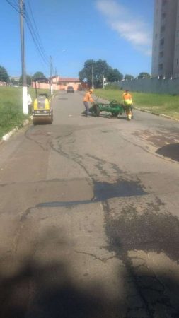 Prefeitura realiza tapa buraco em mais três bairros de Hortolândia