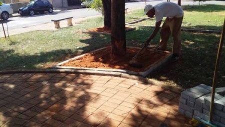 Prefeitura inicia recuperação de praça no Remanso Campineiro