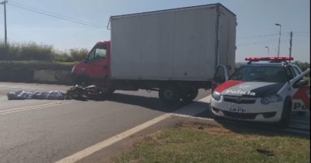 Motociclista morre em acidente na alça de acesso da rodovia dos Bandeirantes