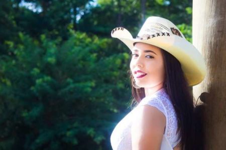 Palco da Prefeitura terá sertanejo, pop rock, samba e dança no rodeio