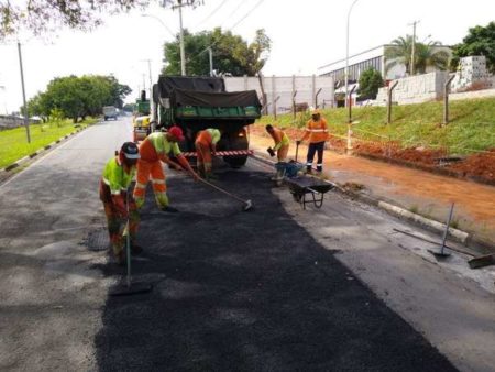 Jardim Rosolen recebe mais uma etapa da Operação Tapa-Buraco