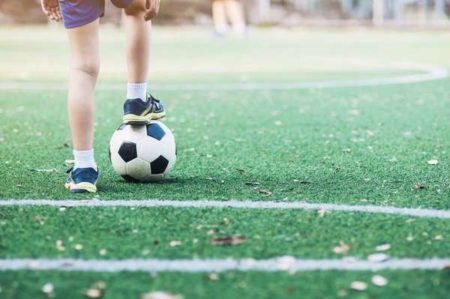 Prefeitura oferece aulas gratuitas de futebol em três modalidades