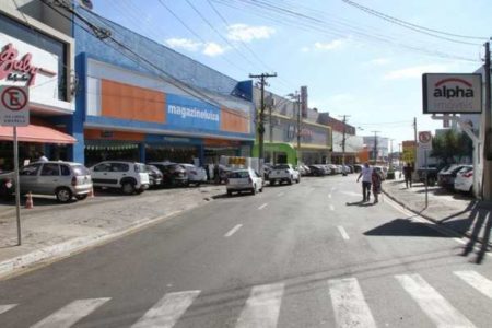 Prefeitura avança para próxima etapa de revitalização na rua Luiz Camilo