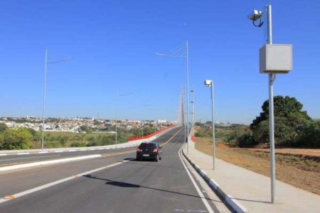 Avenida da Ponte da Esperança terá radares controladores de velocidade