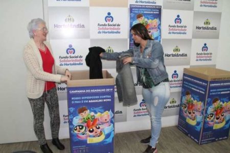 Prefeitura arrecada cobertores novos para população carente