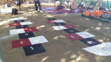 Revitalização continua em praça do Jardim Adelaide