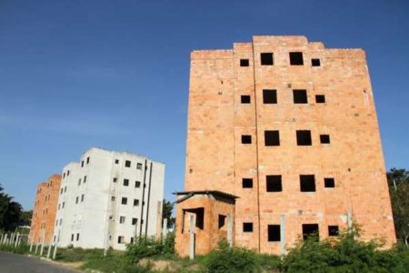 Prefeitura finalizará obras de apartamentos no Jd. Boa Esperança