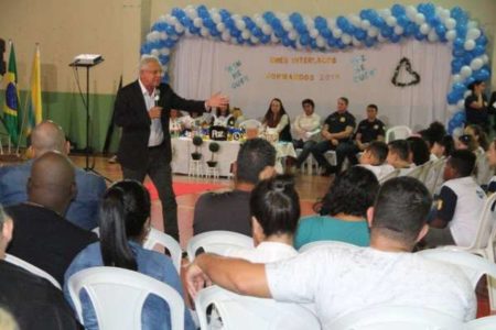 Projeto “Bem Me Quer, Paz Se Quer” forma 130 alunos no Jd. Interlagos