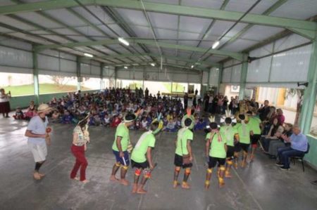 Escola municipal promove evento para aproximar aluno da cultura indígena