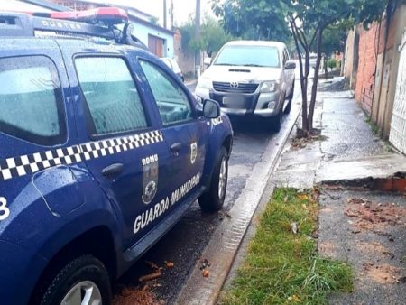 Veículo roubado no Boa Esperança é recuperado pela ROMU no Jardim Bassoli