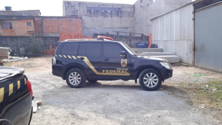 Bandidos se disfarçam de polícia e roubam aeroporto de Guarulhos – Veja o Vídeo