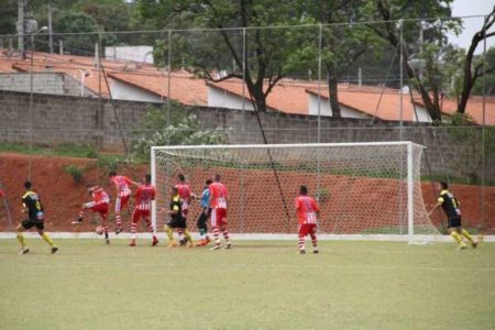 Futebol Amador: equipes buscam a classificação e fuga do rebaixamento