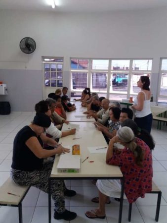 Idosos debatem desigualdade social em atividade da Prefeitura