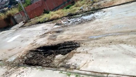 Tubulação de drenagem está há 2 anos sem conserto no Jd. Nova Hortolândia