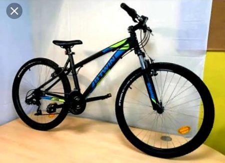 Estudante tem bicicleta roubada por criminosos na Vila São Francisco