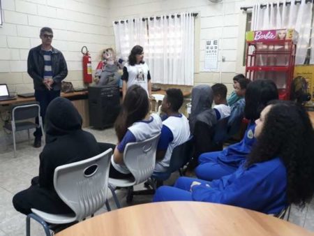 EMEF do Taquara Branca recebe aula do Projeto Caminhando Juntos