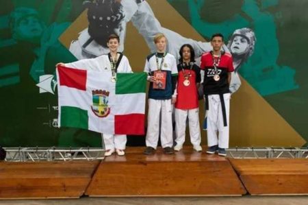 Taekwondô Hortolândia trazem 4 medalhas em competição nacional