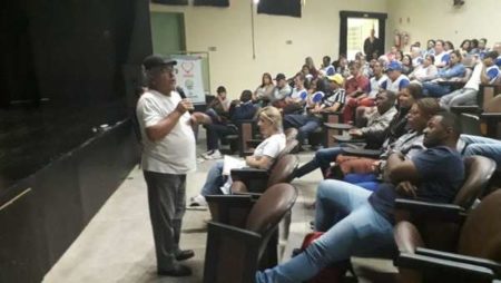 Palestras de prevenção ao alcoolismo orientam 600 pessoas