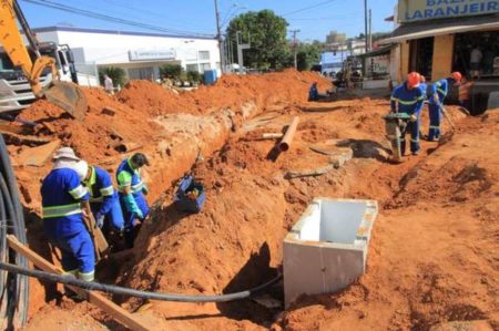Obra na rua Luiz Camilo de Camargo entra na reta final