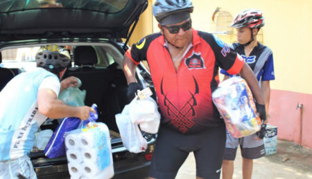 CICLISTAS SE MOBILIZAM EM PROL DO LAR DOS VELHINHOS
