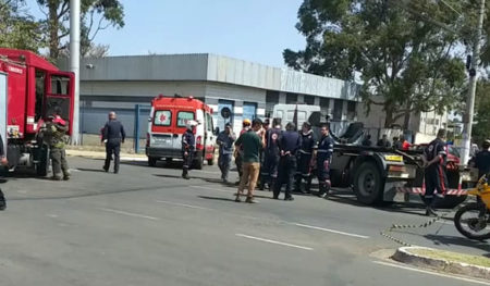 Vítimas fatais em acidente envolvendo carreta e motocicleta no Jd. Boa Vista 