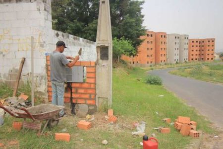 Prefeitura retoma obras dos apartamentos no Jd. Boa Esperança