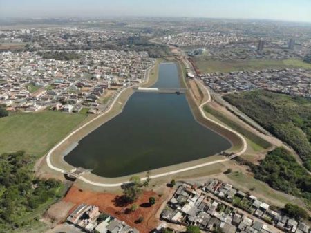 Desfile pela Paz muda trânsito no entorno do Pq. Lago da Fé, na manhã de domingo (08/09)