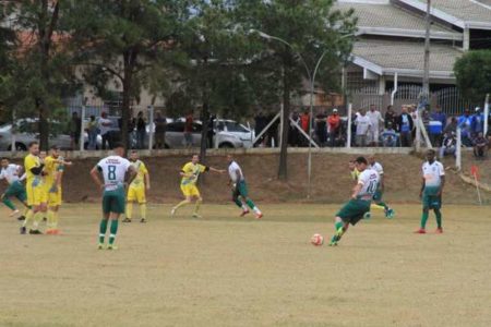 Moleque Travesso e Vila Real disputarão a final da 1ª divisão do futebol amador