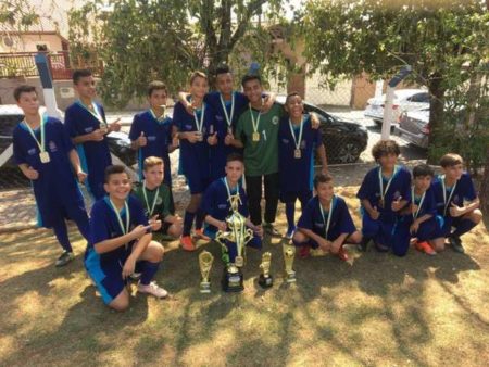 Escolinha da Prefeitura e Bola de Ouro são campeões de futebol