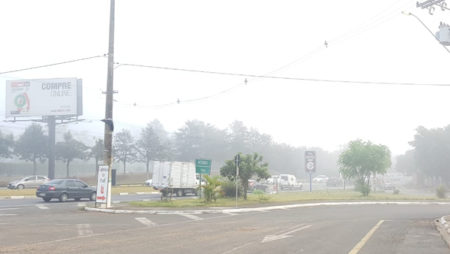 Neblina espessa tomou conta da região