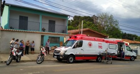 Homem fica gravemente ferido ao cair do telhado no Jardim Santa Esmeralda