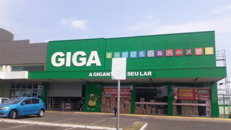 Emprego: Encarregado de Loja