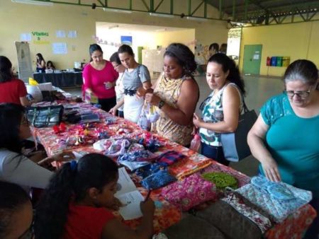 Aprendizes de projetos da Prefeitura mostram trabalhos em evento do Instituto Federal