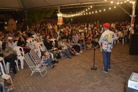 2ª edição do sarau “Aqui Trem Poesia” será no Centro de Memória, amanhã, às 19h