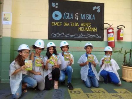 Alunos municipais expõem trabalhos sobre água e saneamento no projeto Gota D’Água