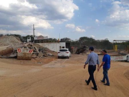 Representante do Banco CAF visita obras do PIC em Hortolândia