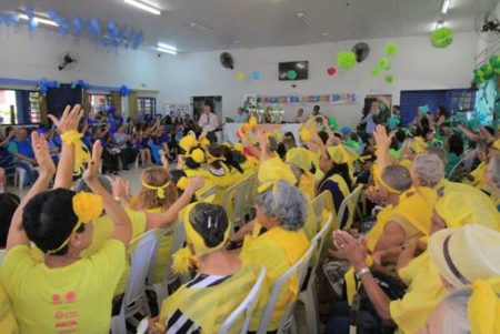 No Dia do Idoso, prefeito anuncia ar-condicionado no Centro de Convivência da Melhor Idade