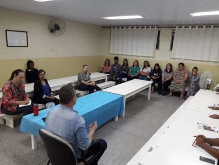 Viva Mais promove debate em escola sobre Cultura da Paz