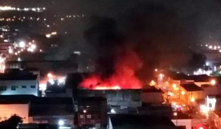 Incêndio atinge loja na Sete de Setembro, em Sumaré