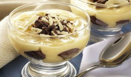 Creme de Maracujá com Biscoito de Chocolate