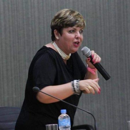 Terapia do Riso é tema de palestra gratuita promovida pela Prefeitura