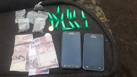 Duas menores são detidas vendendo drogas no Jardim Amanda