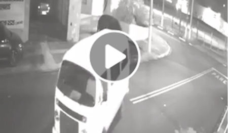 Vídeo mostra furto de kombi no Santa Clara